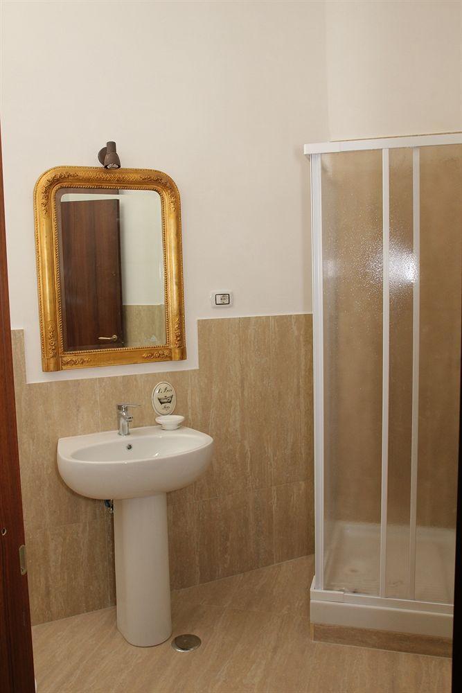 Bed and Breakfast Ermes Relais Рим Экстерьер фото